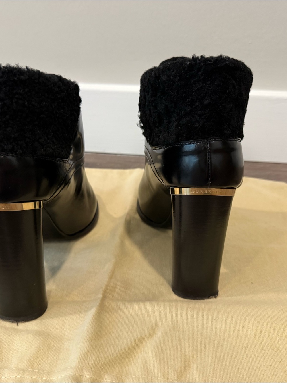 Burberry Black Leather Shearling-Cuff Buckle Ankle Booties - Picture 6 of 9